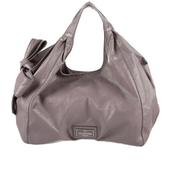 valentino
Patent Lacca Large Nuage Bow Hobo - Picture 3 of 15